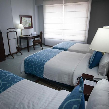 Hotel Internacional La Triada Bucaramanga Buitenkant foto